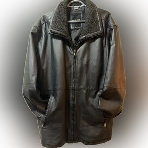 Vintage Pelle Cuir Black Leather Coat | XXL | Fleece Collar & Lining |